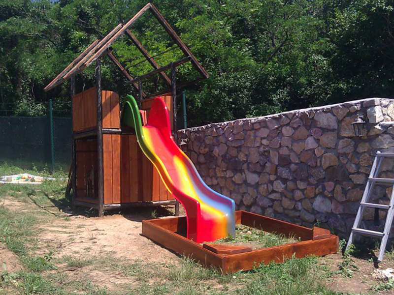 služby drevovyrobanitra.sk